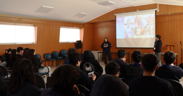 Estudiantes de III y IV Medio asistieron a charla de Universidad de Valparaíso